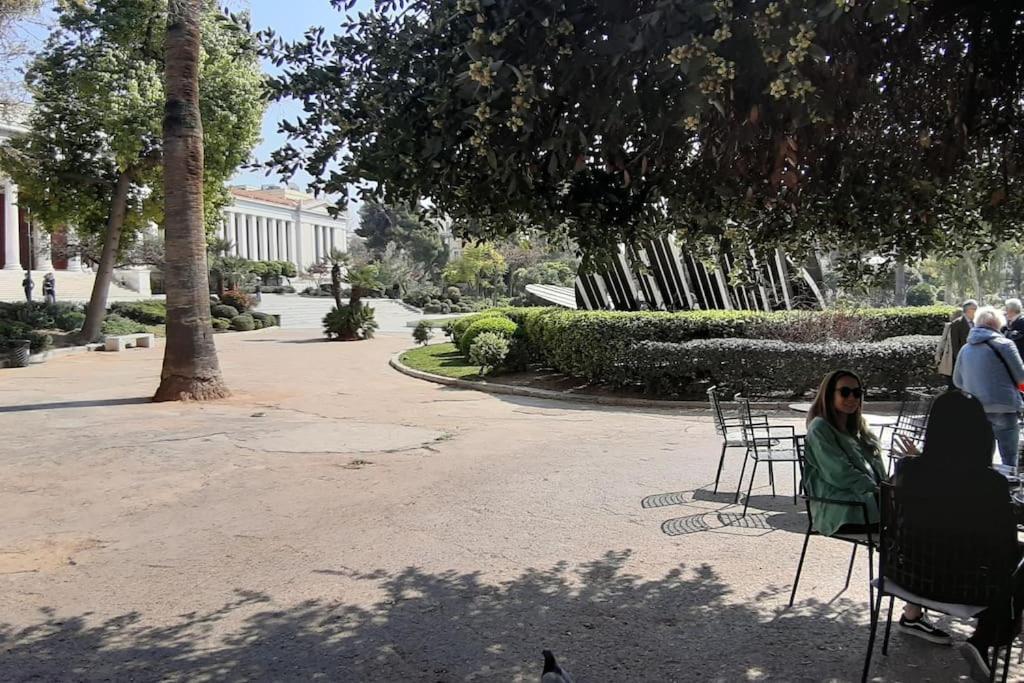 Comfortable Apt, Next To Archeological Museum! Atenas Exterior foto